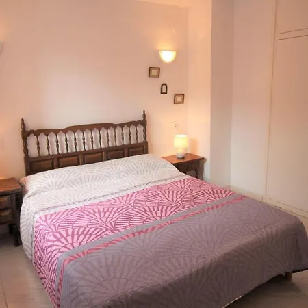 Apart-rent Casa Creus 8a * Empuriabrava