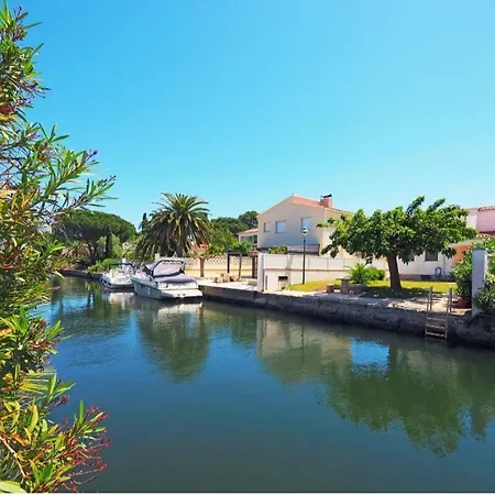 Apart-rent Casa Creus 8a * Empuriabrava
