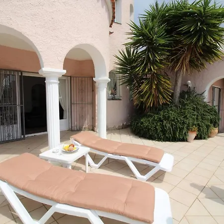 Villa Apart-rent Casa Creus 8a